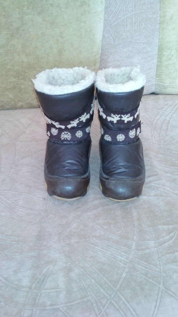 Зимові чоботи