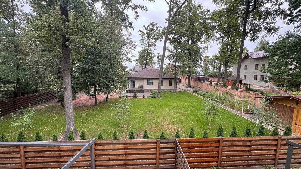 Дуплекс 120 м² із терасою та паркомісцем у затишній частині Бучі