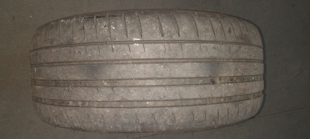 Michelin Pilot Sport 4