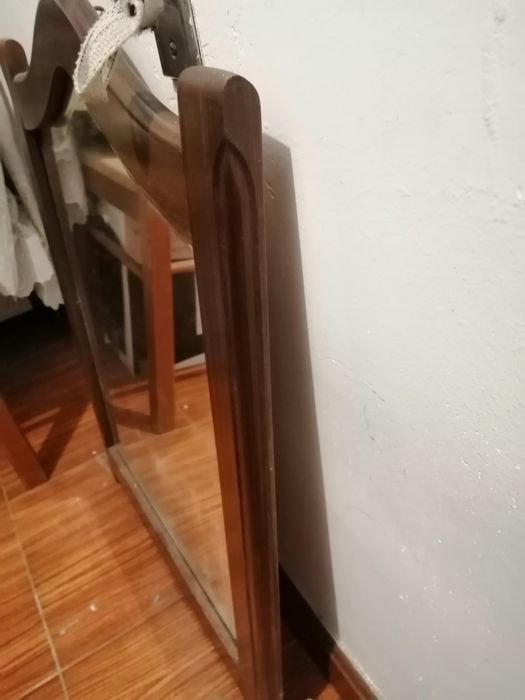 Espelho Estilo Vintage em Madeira