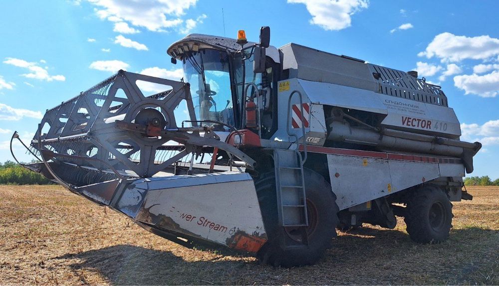 Продам Комбайн Vector 410