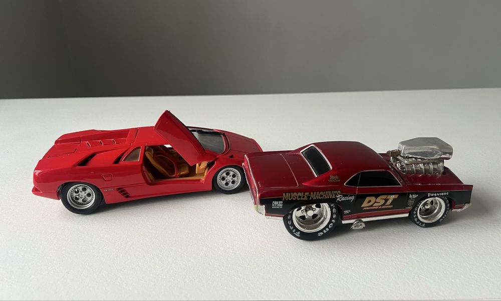 автомодель Lamborghini Diablo 1:18 \Pontiac GTO  Muscle Machines 1966