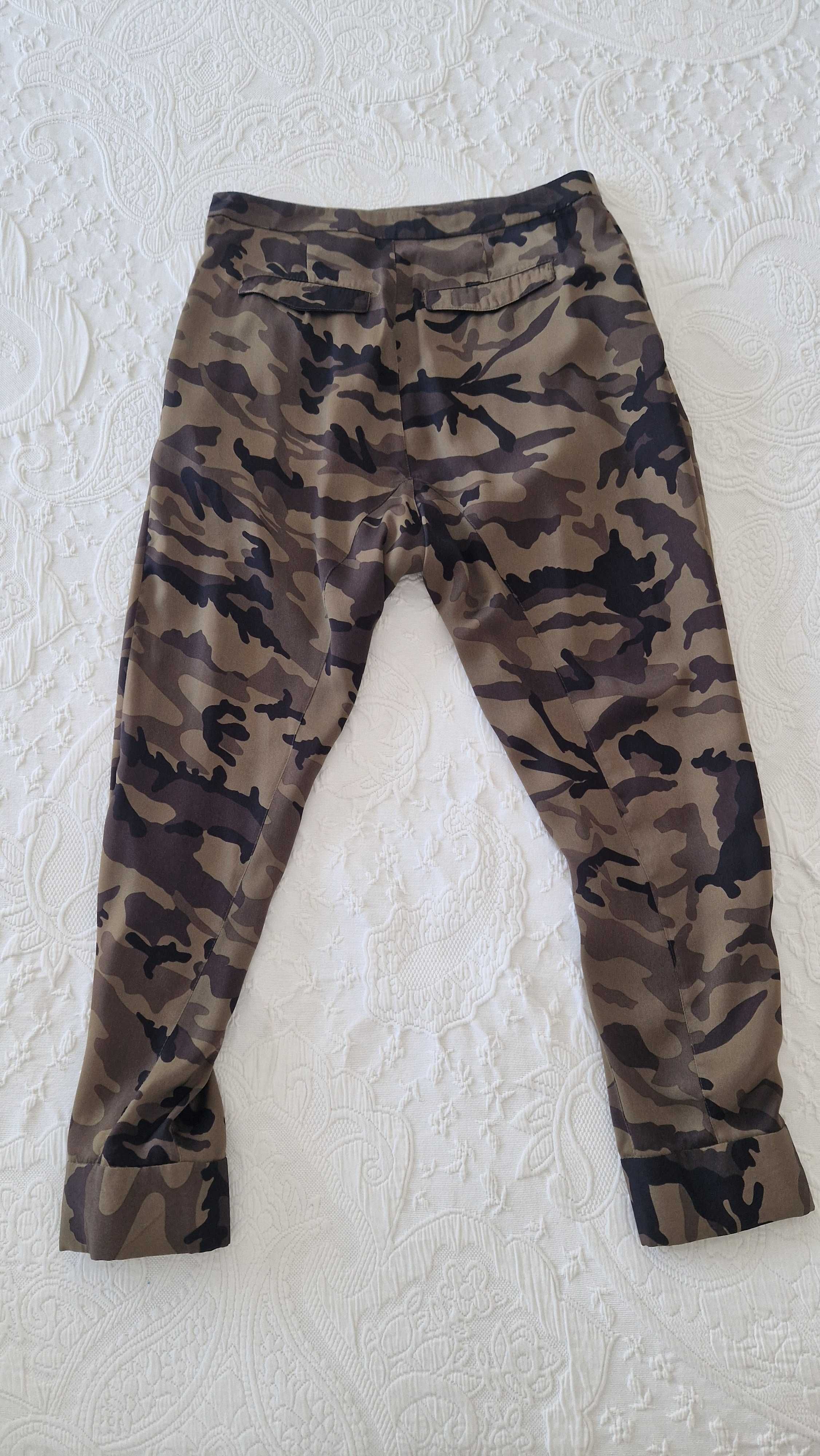 Calças estampadas tropa, Zara, tamanho XS