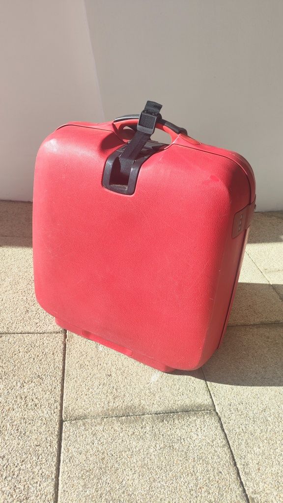 Mala rígida Samsonite