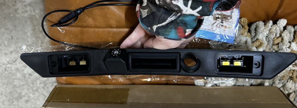 Камера заднього огляду штатна Audi A3 A4 A6 B6 B7 S3 S6 A8 S8 A5