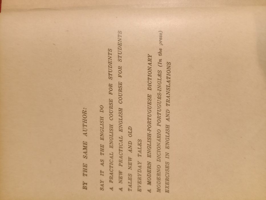 Livro muito antigo de inglês