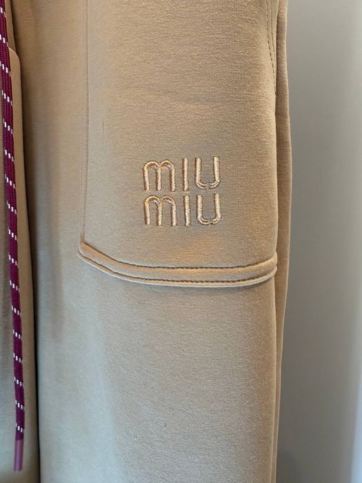 костюм жіночий спортивний новий бежевий Miu Miu/розмір M/S