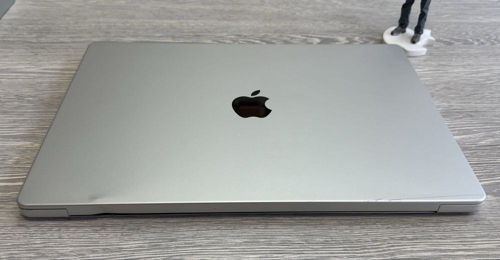 MacBook Pro 16 / M1 Max / RAM 32 / SSD 1 TB / 2021 / Silver