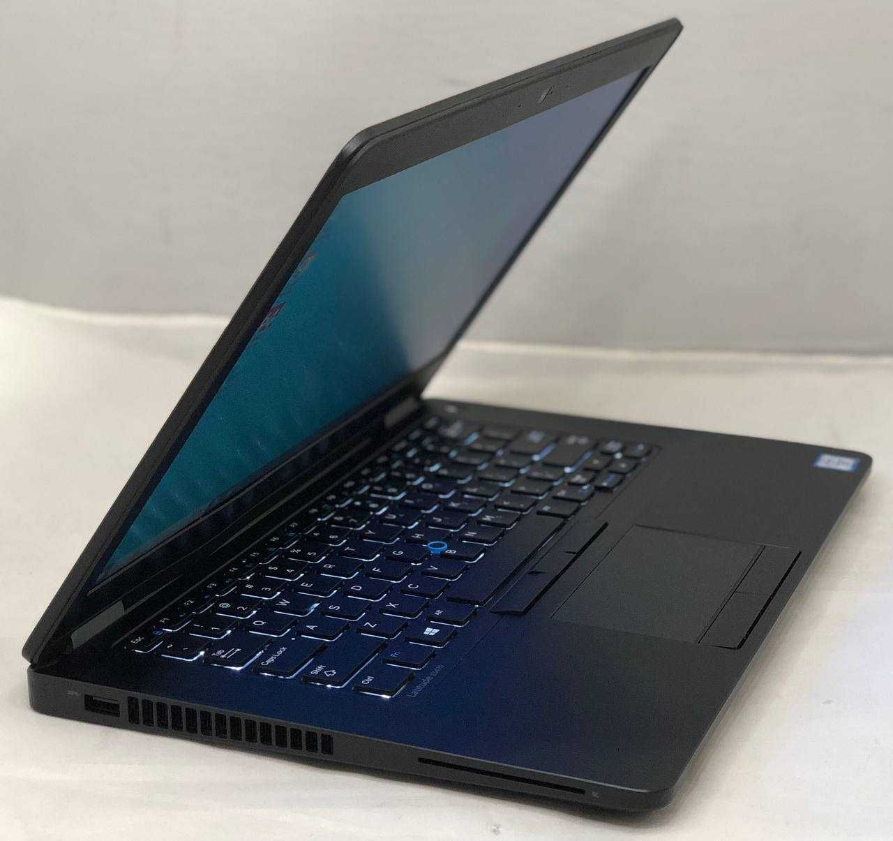 Ноутбук Dell Latitude 5470 14" HD / i5-6440HQ / 8GB DDR4 / 256GB SSD