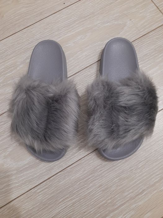 Kapcie klapki buty damskie szare z futerkiem