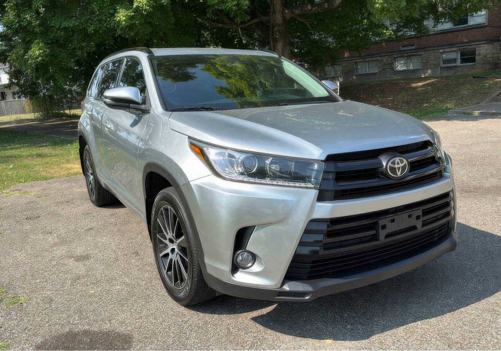 Toyota Highlander      2017