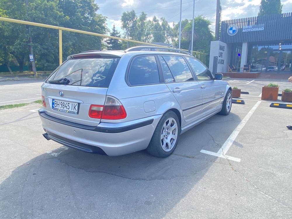 Продам BMW 320d