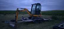 Minikoparka JCB Wynajem, usługi minikoparką