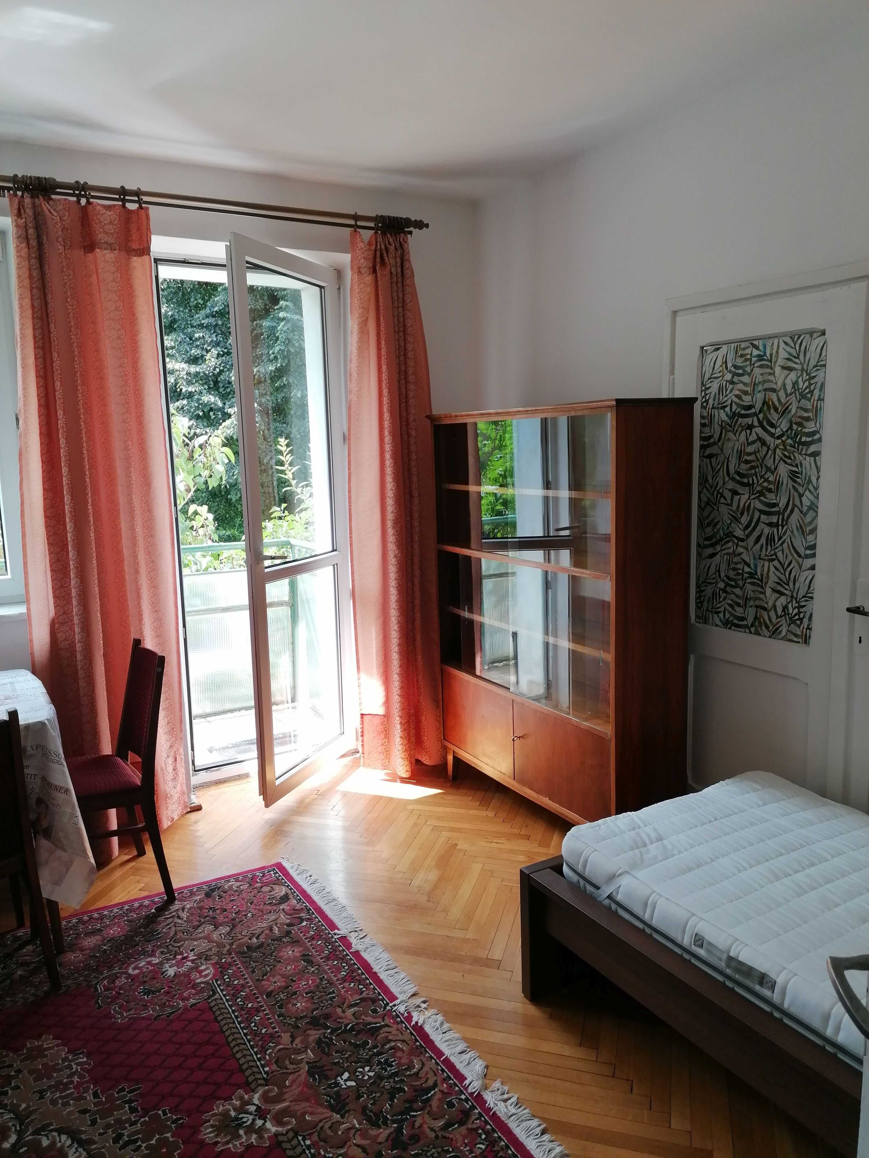Wynajmę mieszkanie 54m2 w spokojnej dzielnicy Siedlce. 2500.