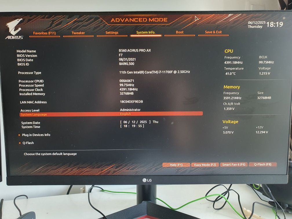 Komputer stacjonarny G4M3R HERO i7-11700F / 32 GB RAM / RTX 3060 Ti