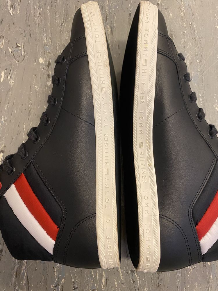 Кеди з колекції Tommy Hilfiger