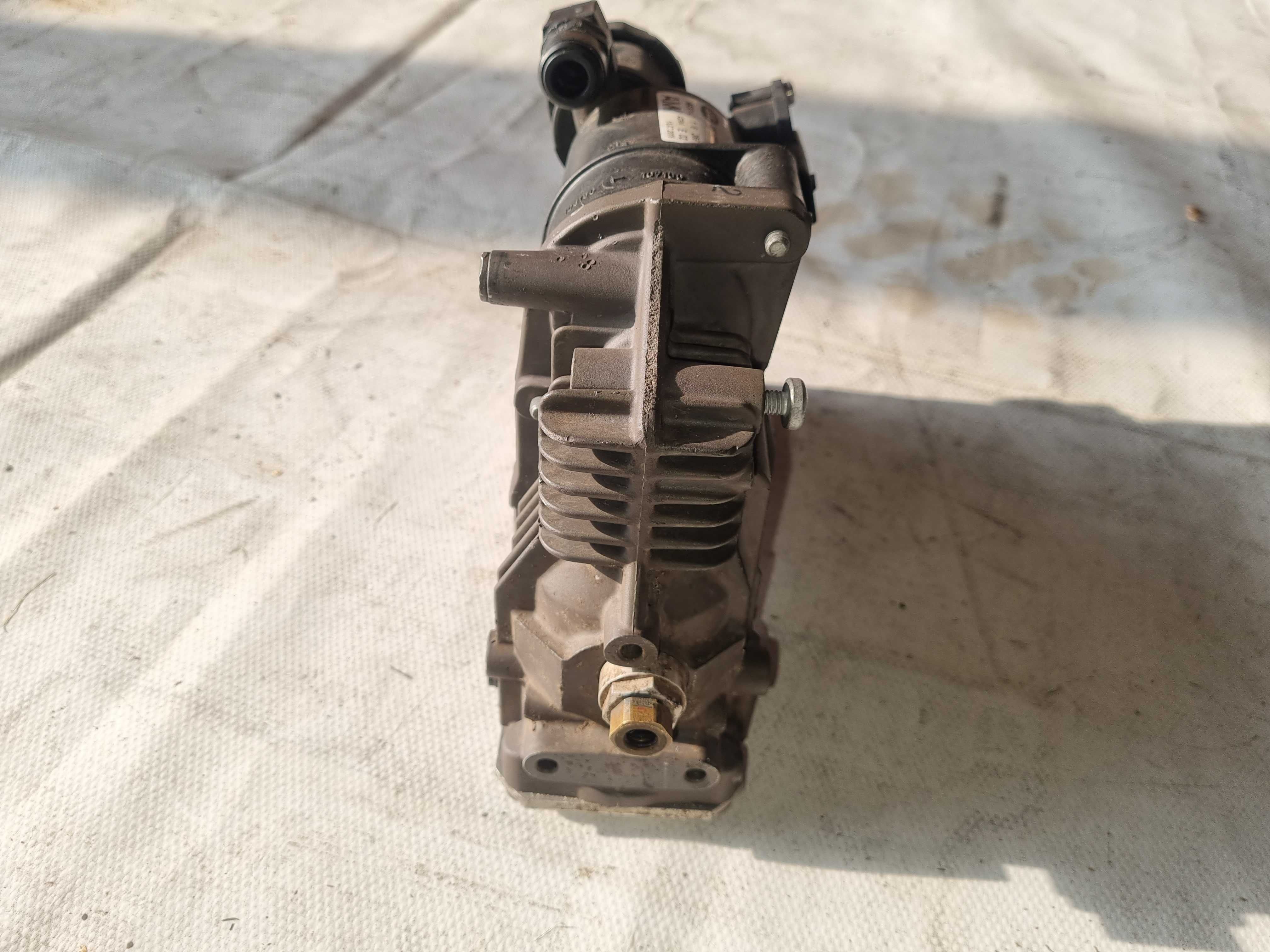 Kompresor zawieszenia Discovery IV 10-16, RANGE ROVER SPORT 10-13