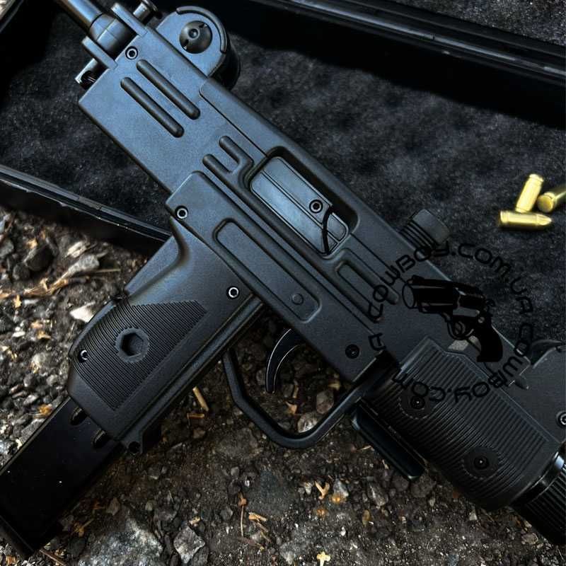 Зажигалка пистолет-автомат "Uzi" на подарок мужчине (черный,олива)