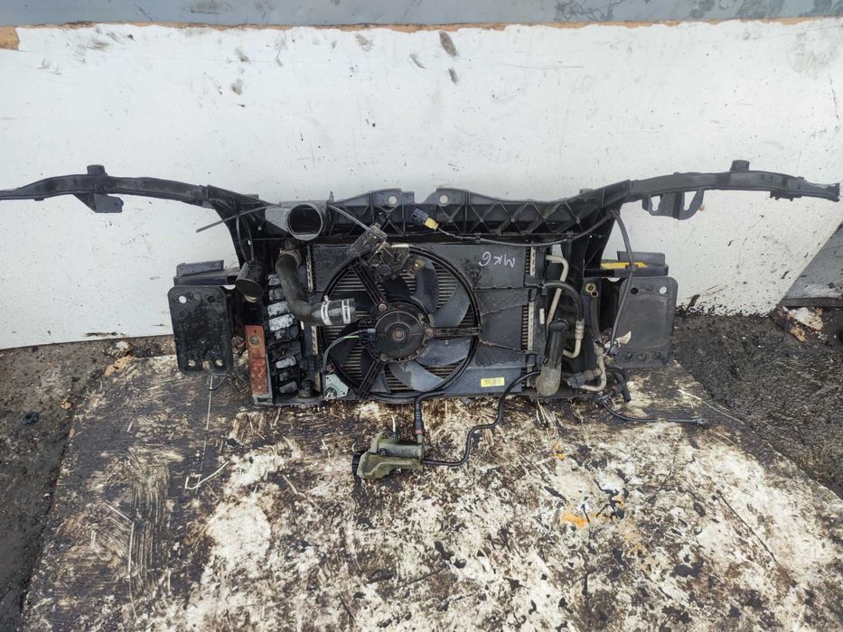Ford Fiesta MK6 1.4  Pas Przedni Wentylator Chłodnicy