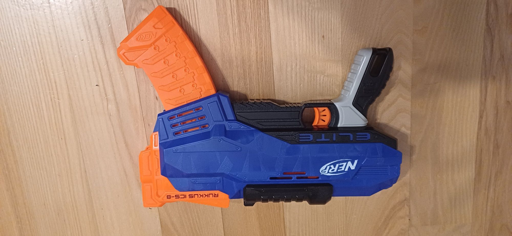 Nerf N-Strike Elite Rukkus Ics-8