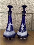 Par de licoreiras Mary Gregory azul cobalto