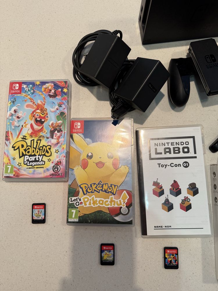 Nintendo Switch Joy-Con v2 Czerwono-niebieski