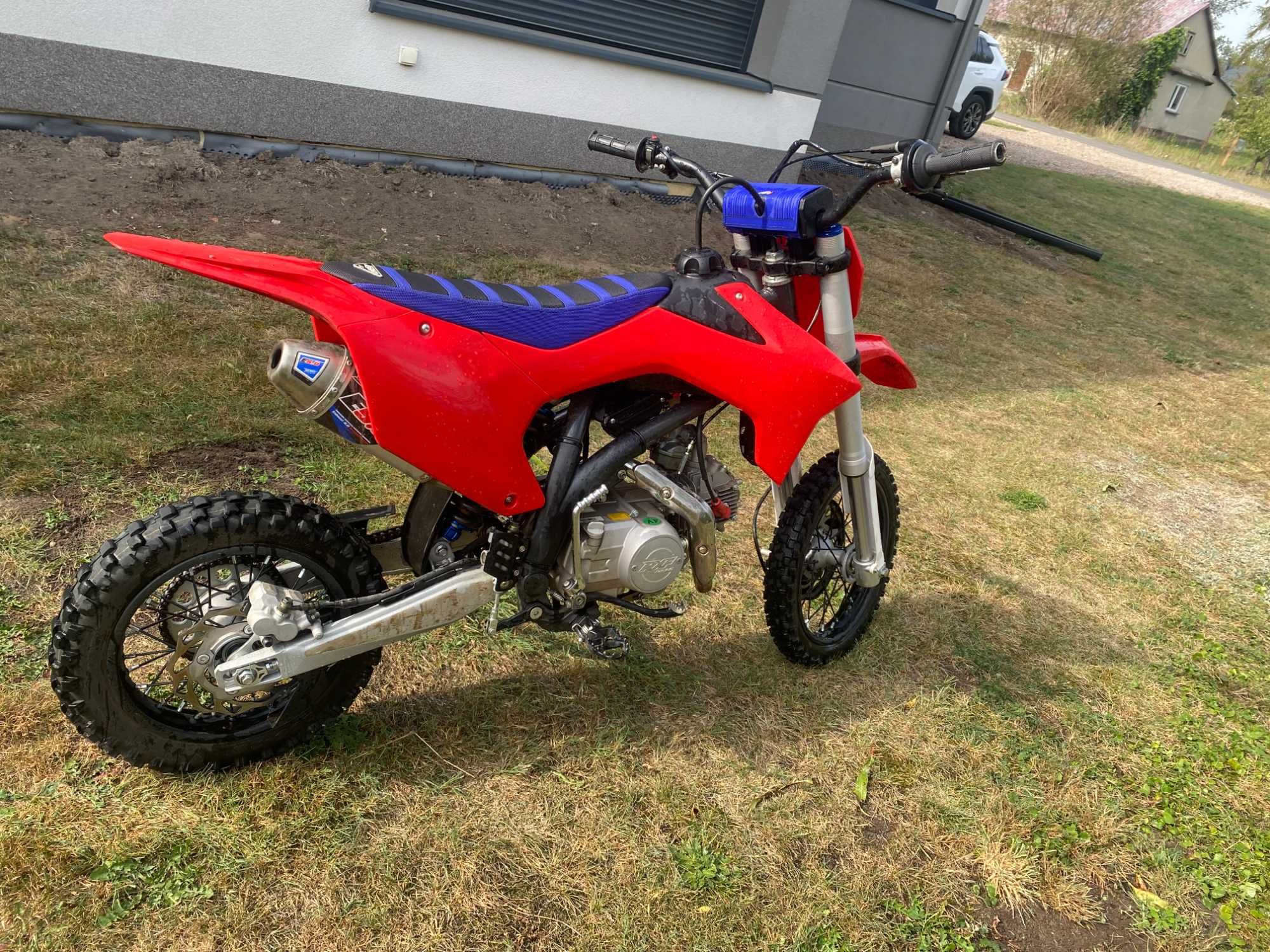 Cross Apollo  RXF 125.