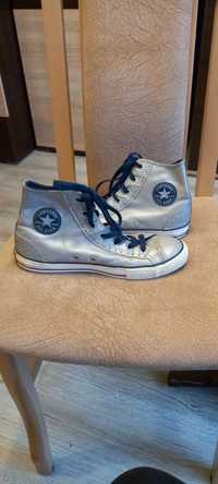 Srebrne trampki Converse 38