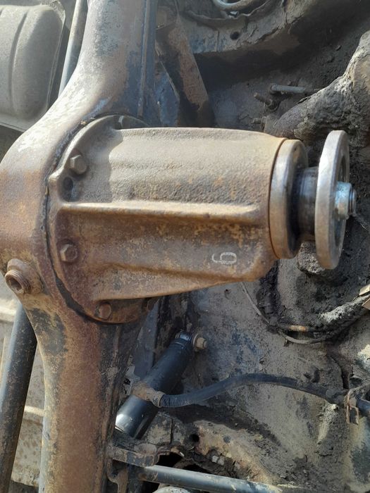 В продаже мост 2106