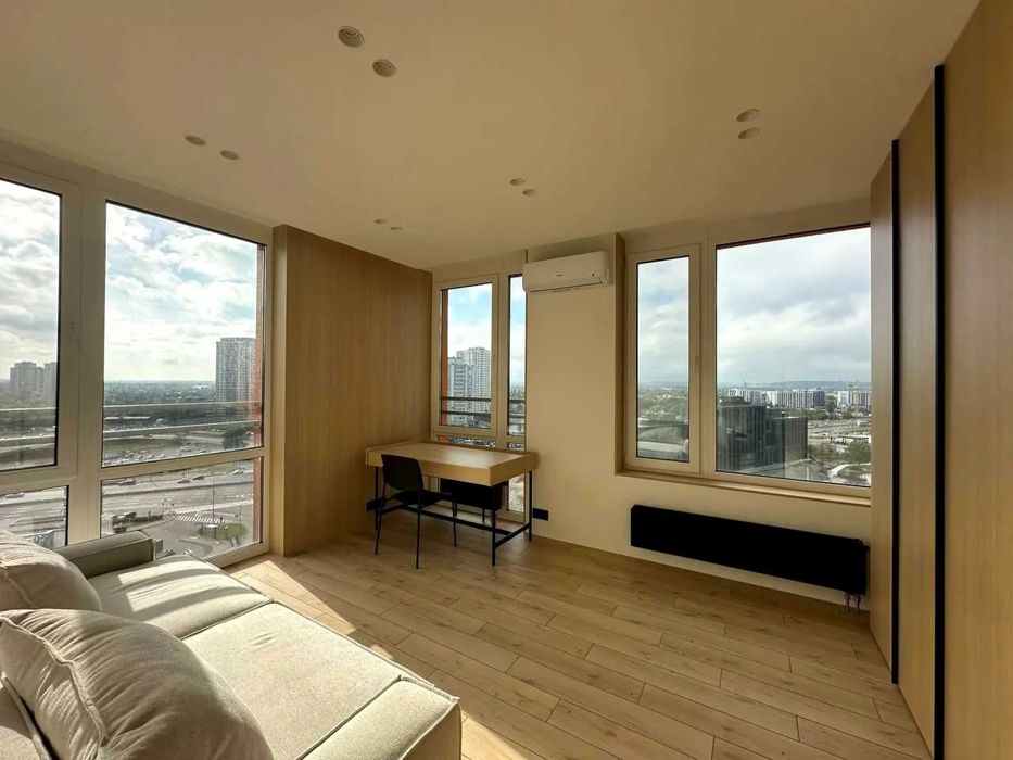 Продаж 2к з якісним ремонтом Дніпровська наб 20а ЖК Seven