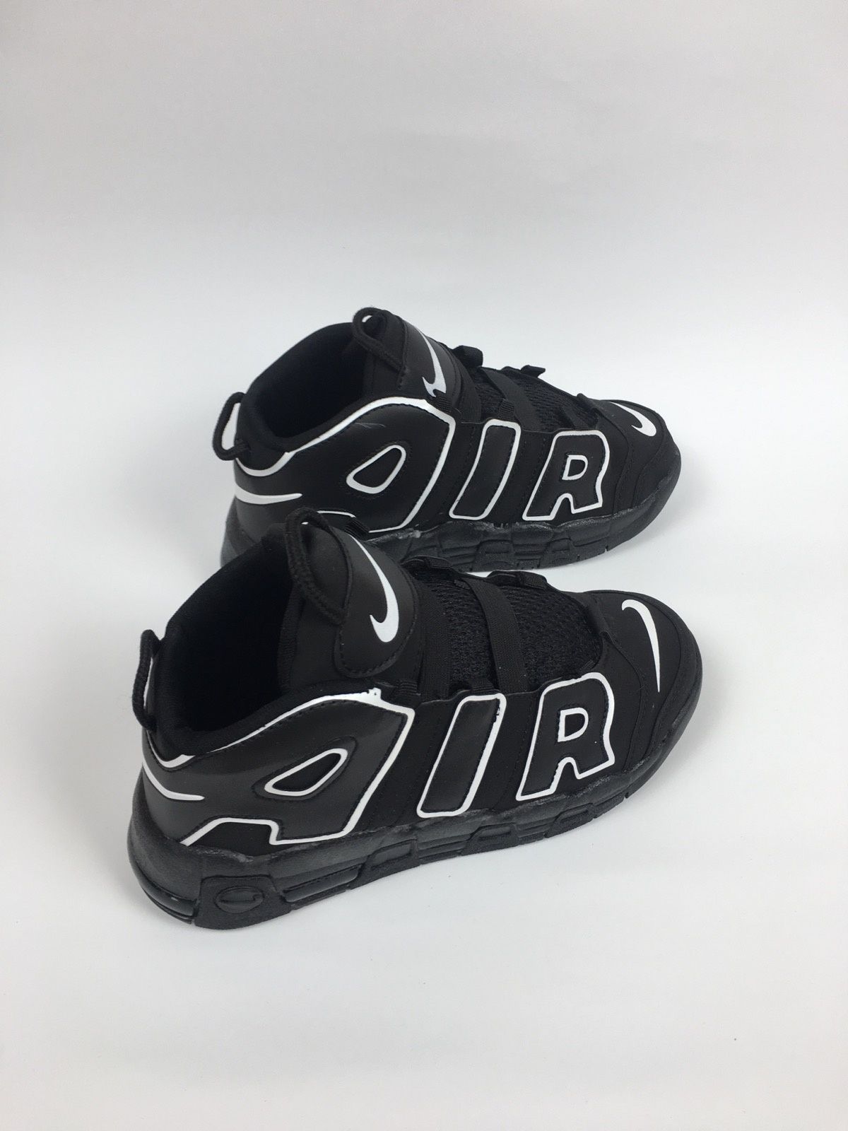 Кроссовки  NIKE AIR детские