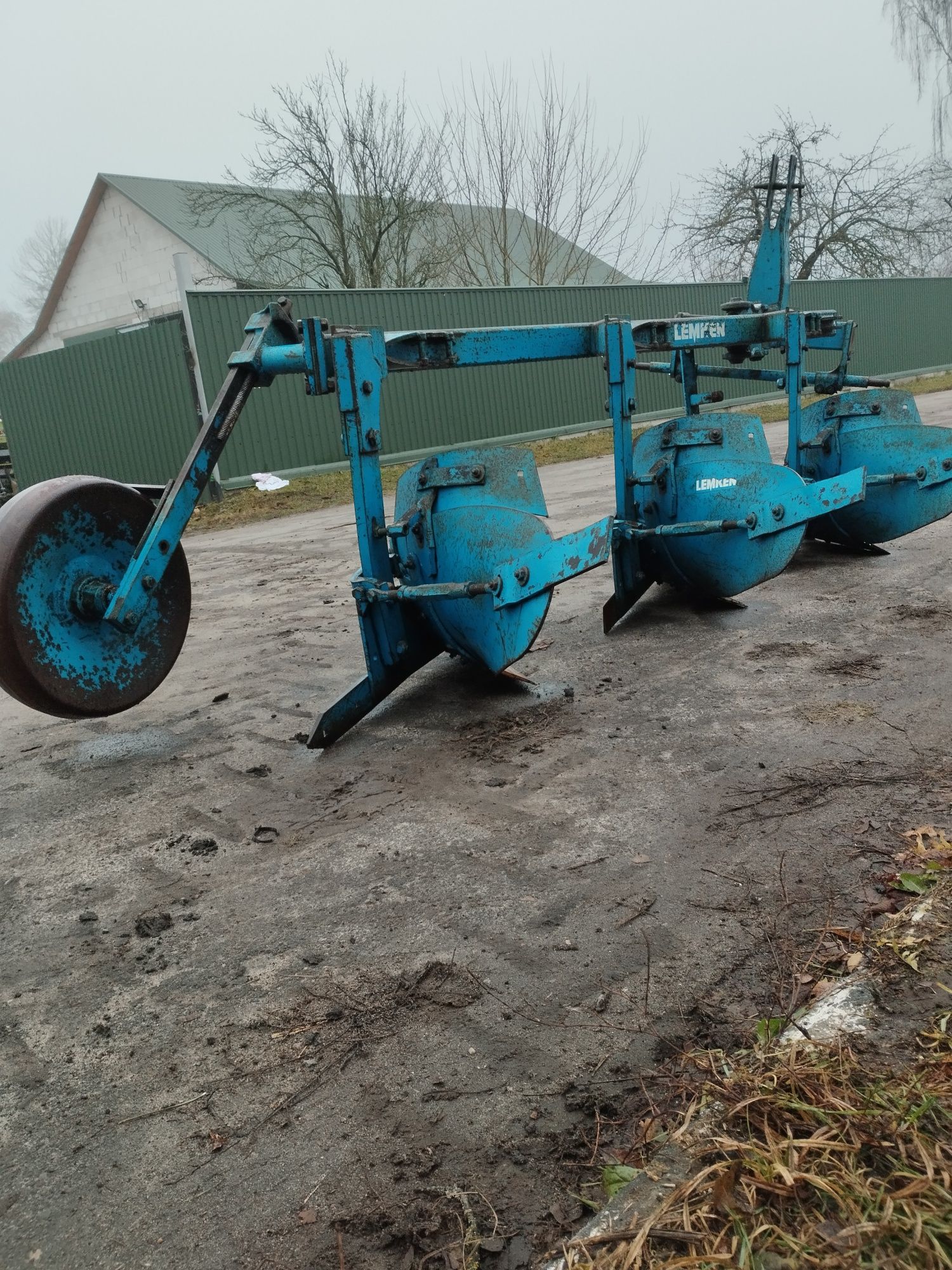 Плуг Lemken granat 3x35