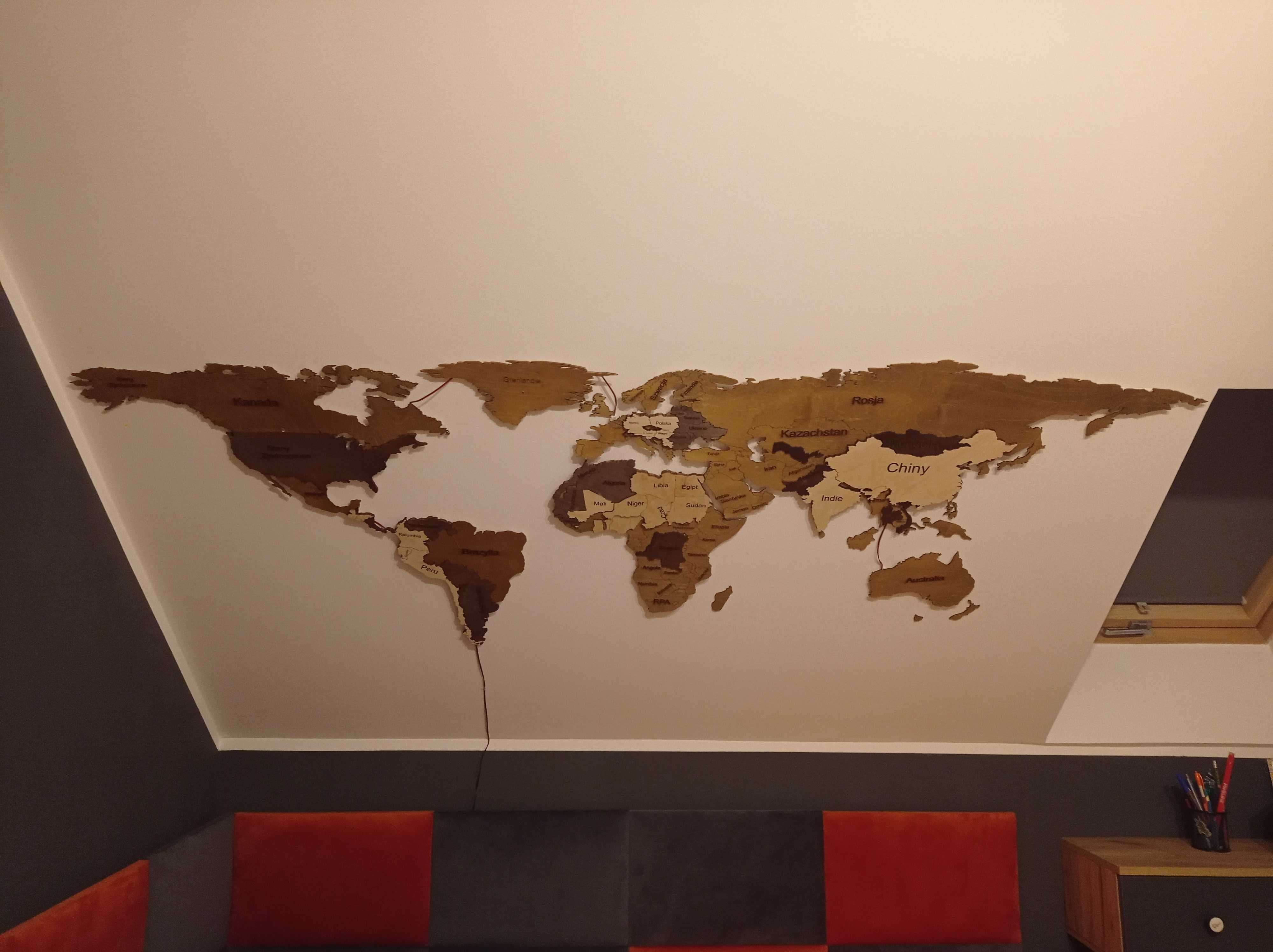 Drewniana Mapa Świata