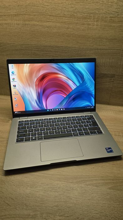 Laptop Dell Latitude i7-1185G7 16GB DDR4 512GB SSD M.2 Iris Xe Win11P