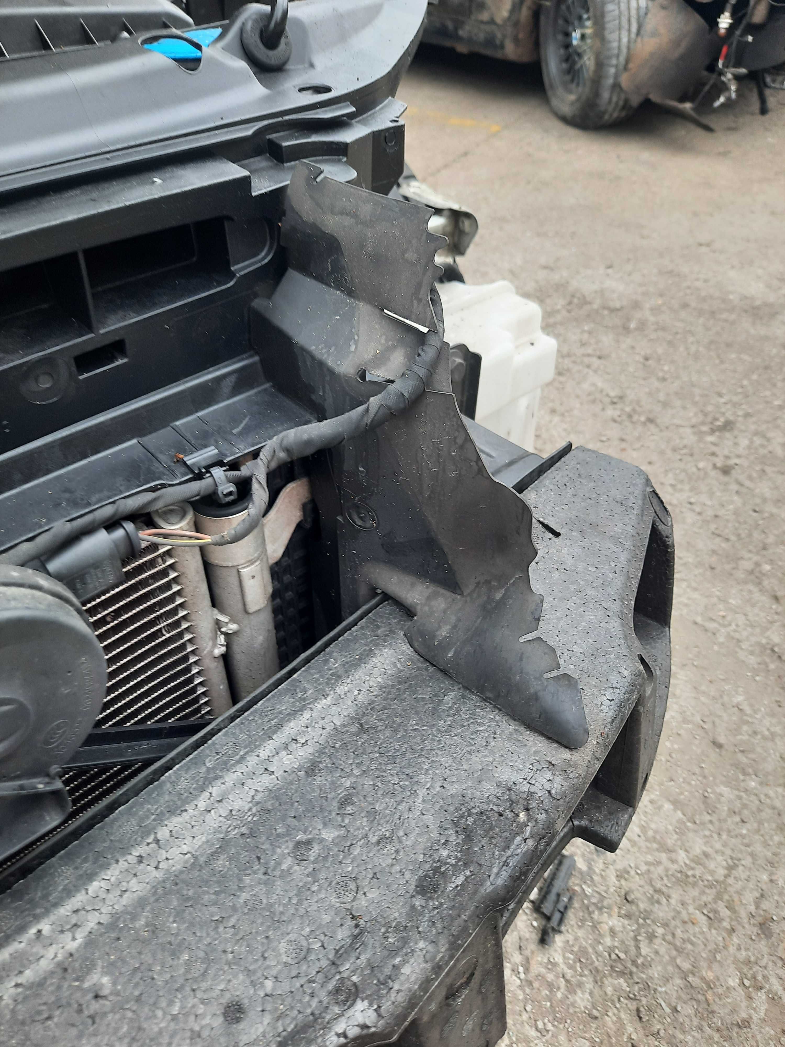 kierownica powietrza lewa prawa Skoda Octavia III 3 1.8 TSI