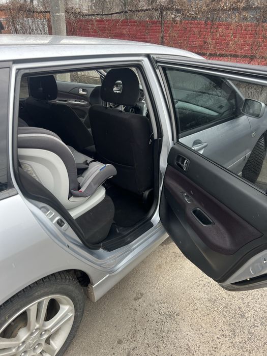 Mitsubishi Lancer.  В відмінному стані.