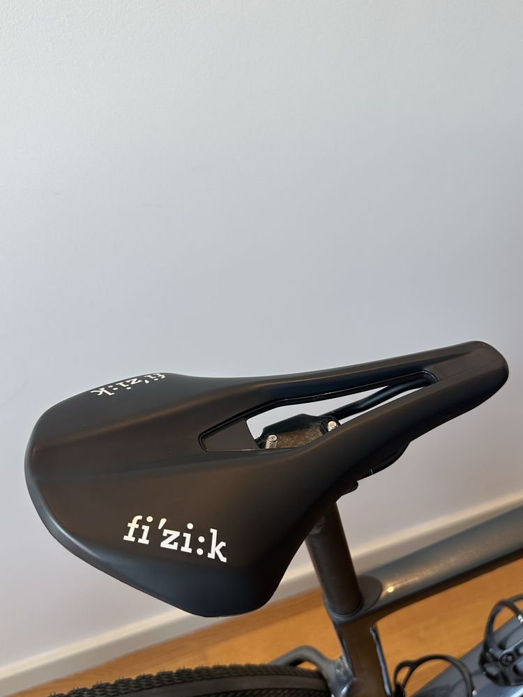 Bicicleta gravel 3T EXPLORO ULTRA RIVAL AXS 1X12  (54) Carbono