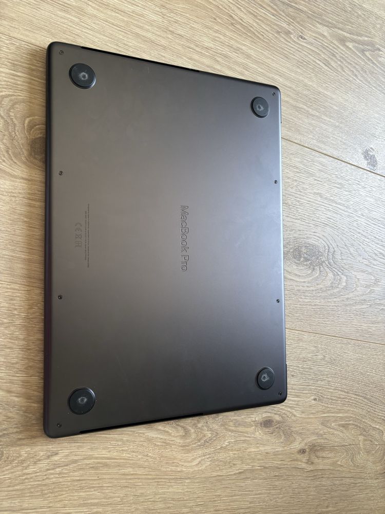 MacBook Pro 14" Apple M3 Pro 18GB/512GB Space Black 2023 MRX33