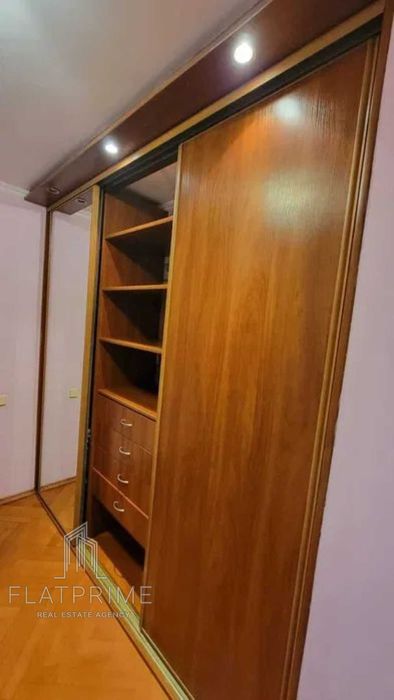 Тимошенко 13А, Левка Лукьяненко 13А.  2х - квартира