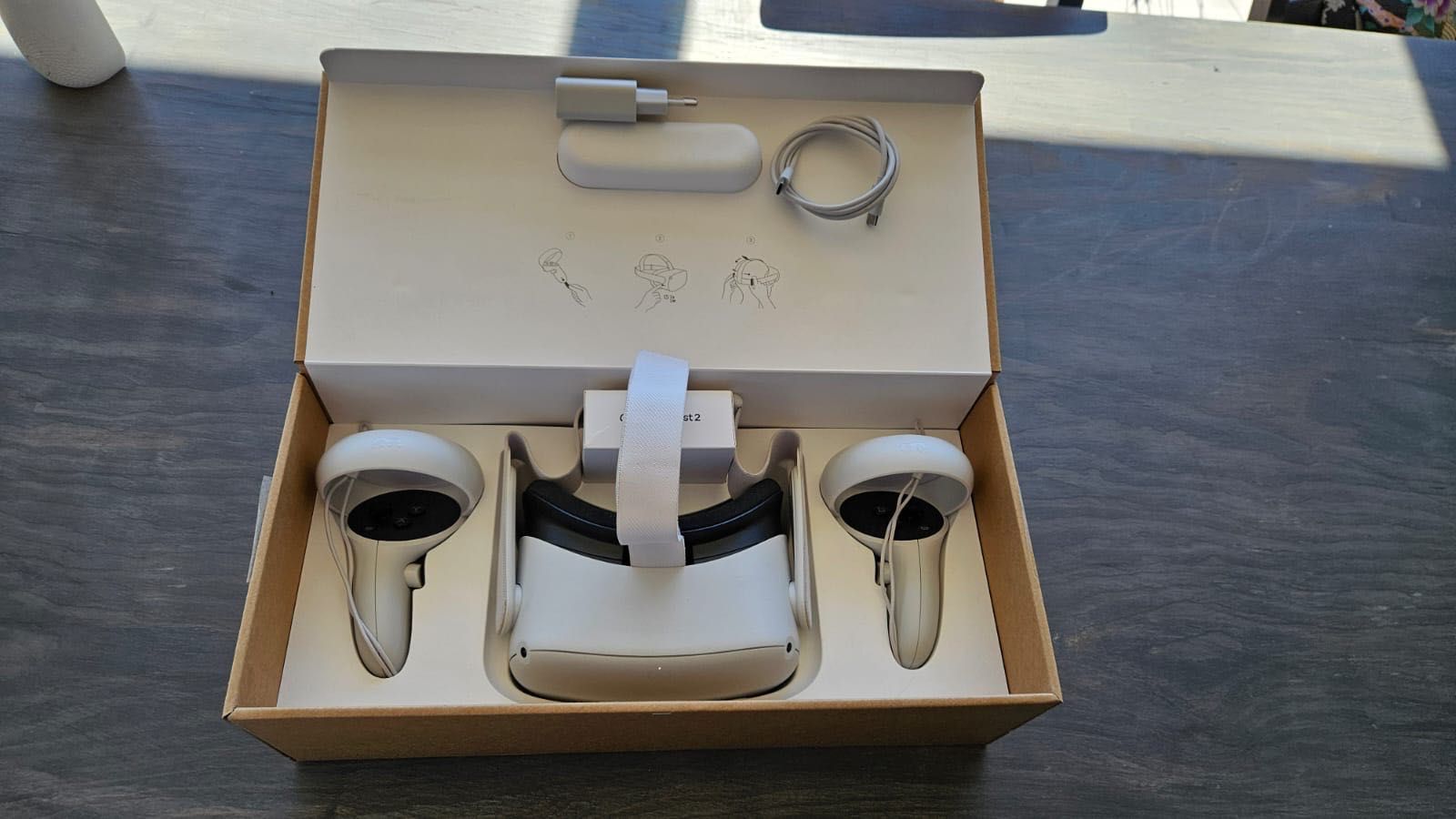 Meta Quest 2 128GB – stan bdb. VR gotowe do gry