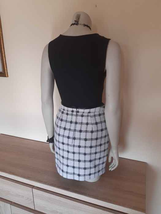 Spódniczka wełniana w kratkę skóra XS/S Atmosphere