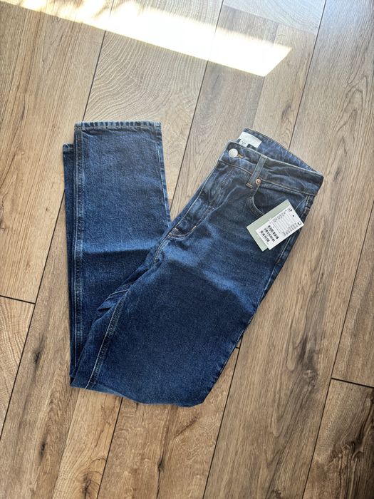 Nowe spodnie mom jeans wysoki stan nowe S rozmiar 36.