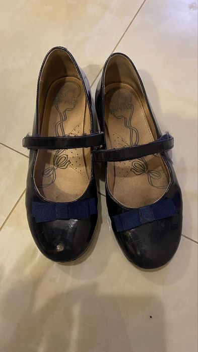 Туфлі шкіряні якісні лаковані