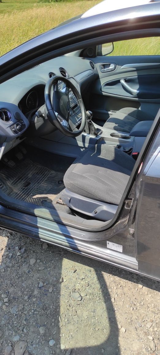 Ford mondeo mk4 2.0