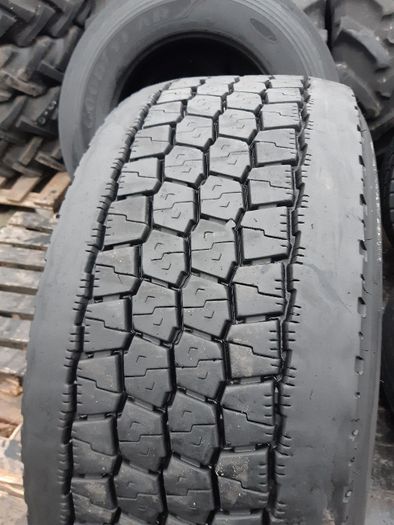 385/55R22.5 Goodyear Ultragrip WTS przód