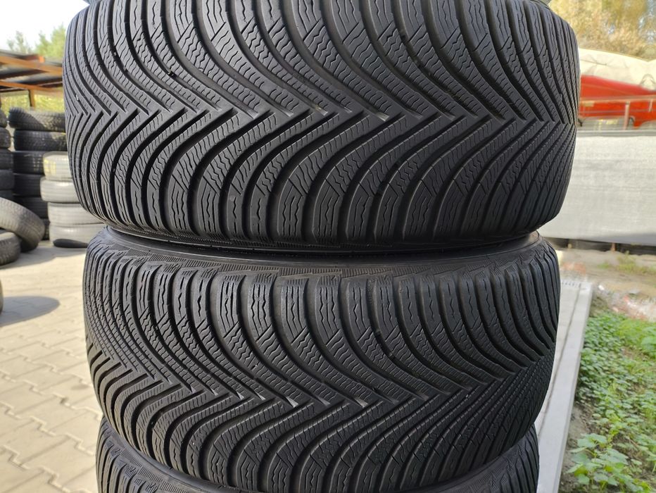 225/45/17 Michelin Alpin5 KOMPLET
