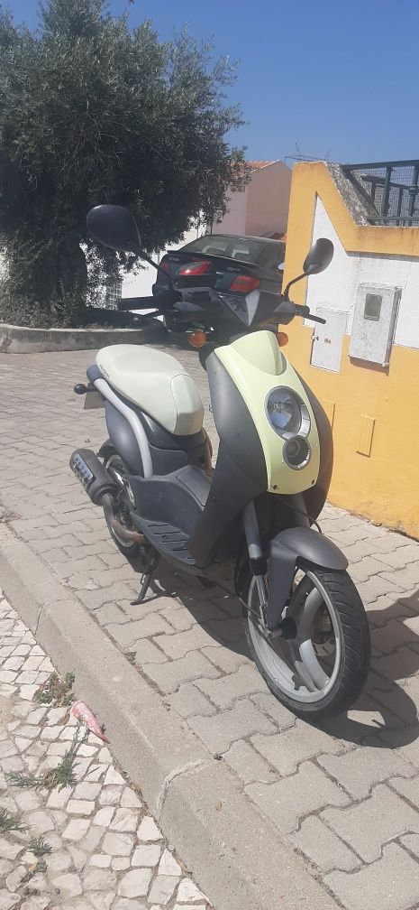 Peugeot ludix...