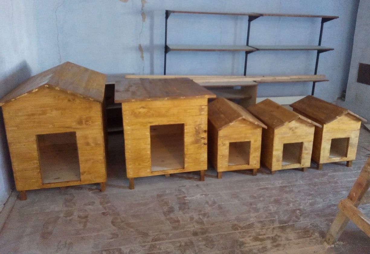 Изготовляем деревянные изделия: туалеты" собачьи будки" столы под зака