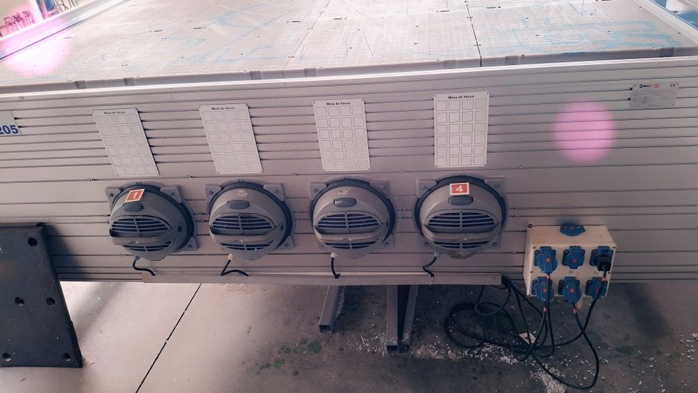 Máquina de corte CNC