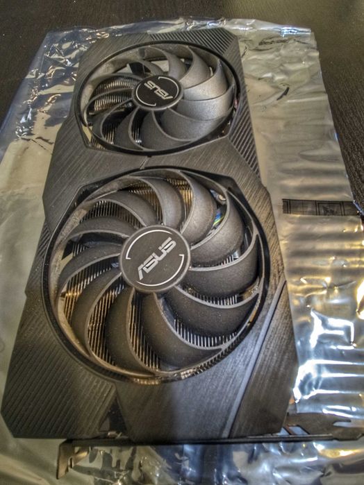 Placa gráfica AMD Radeon RX 5500 XT 8GB EVO